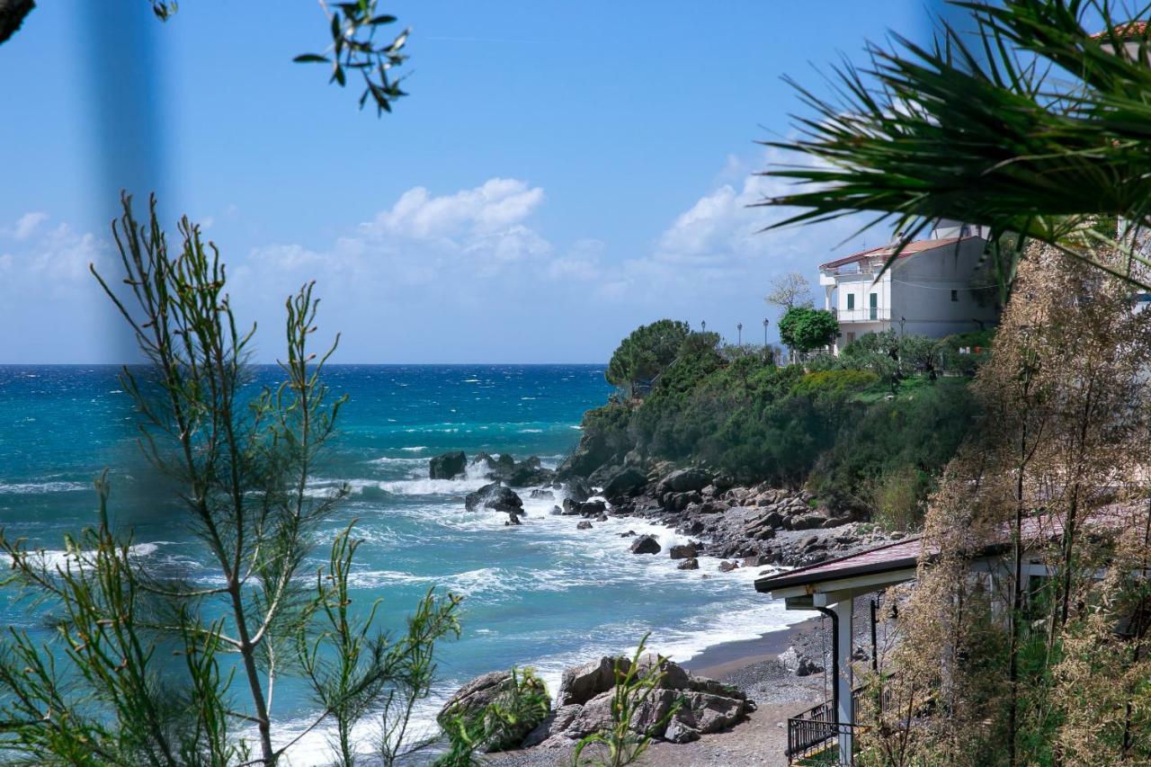 Hotel La Perla Villammare Exterior photo